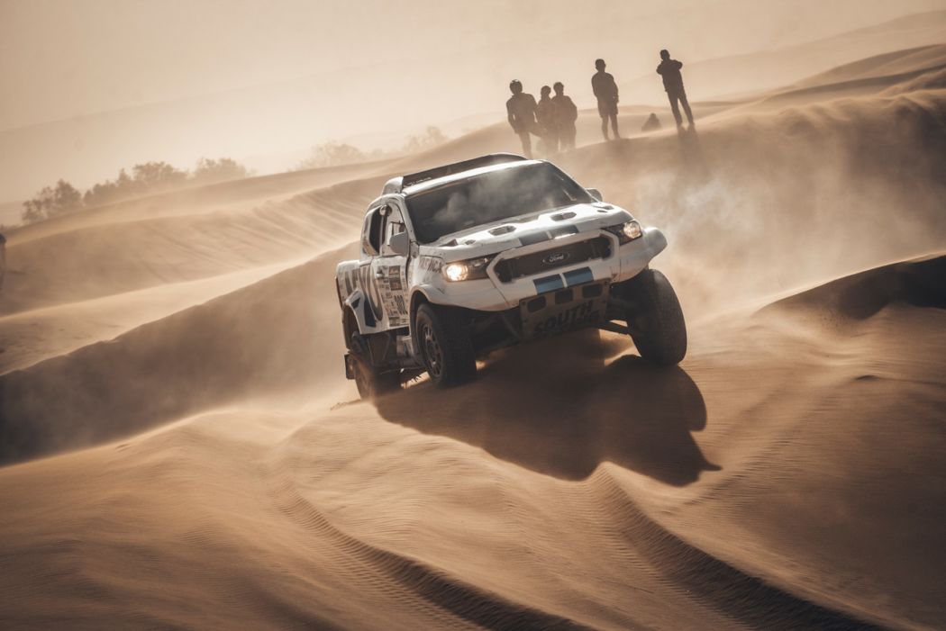 Dramatic moments in the dunes for Ourednicek and Kripal
