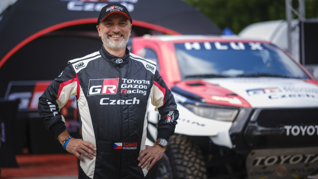 Tomáš Ouředníček will drive the Dakar with a Hilux in the colors of Toyota Gazoo Racing Czech