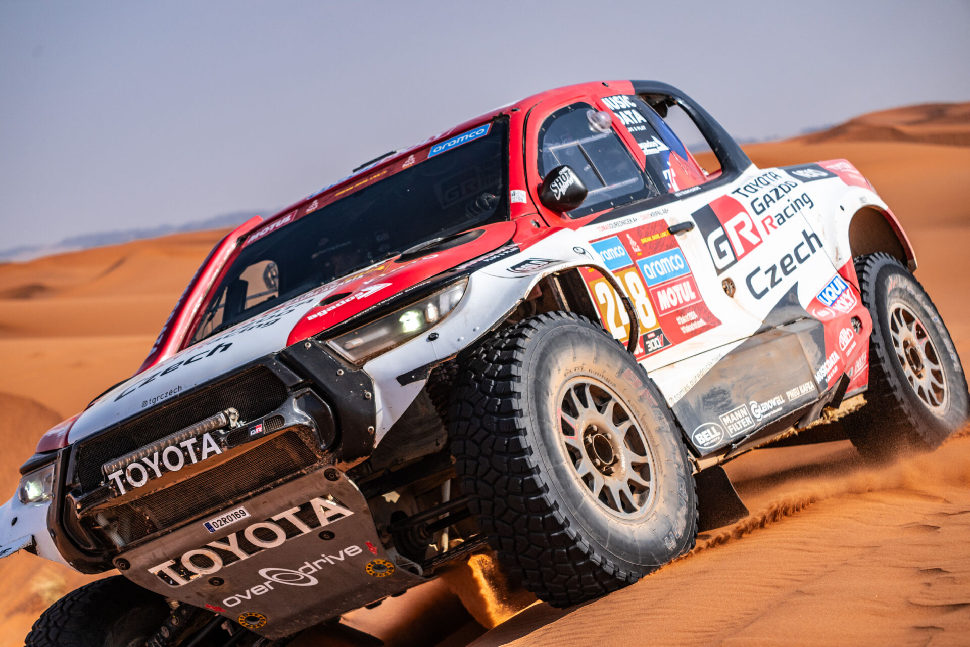 Dakar 2024: First dunes for Ourednicek and Kripal in Toyota Hilux T1+