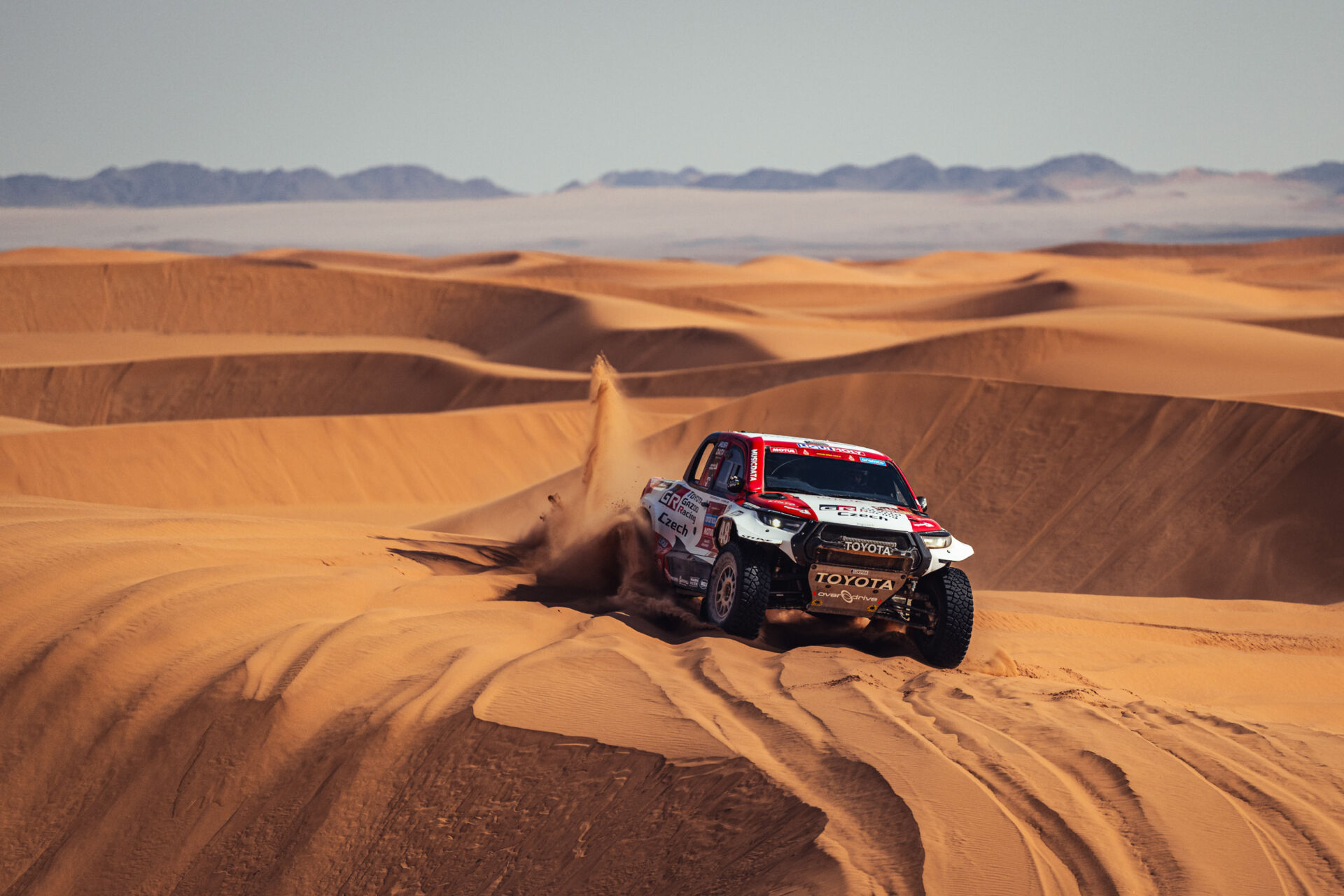 Dakar 2024: First dunes for Ourednicek and Kripal in Toyota Hilux T1+