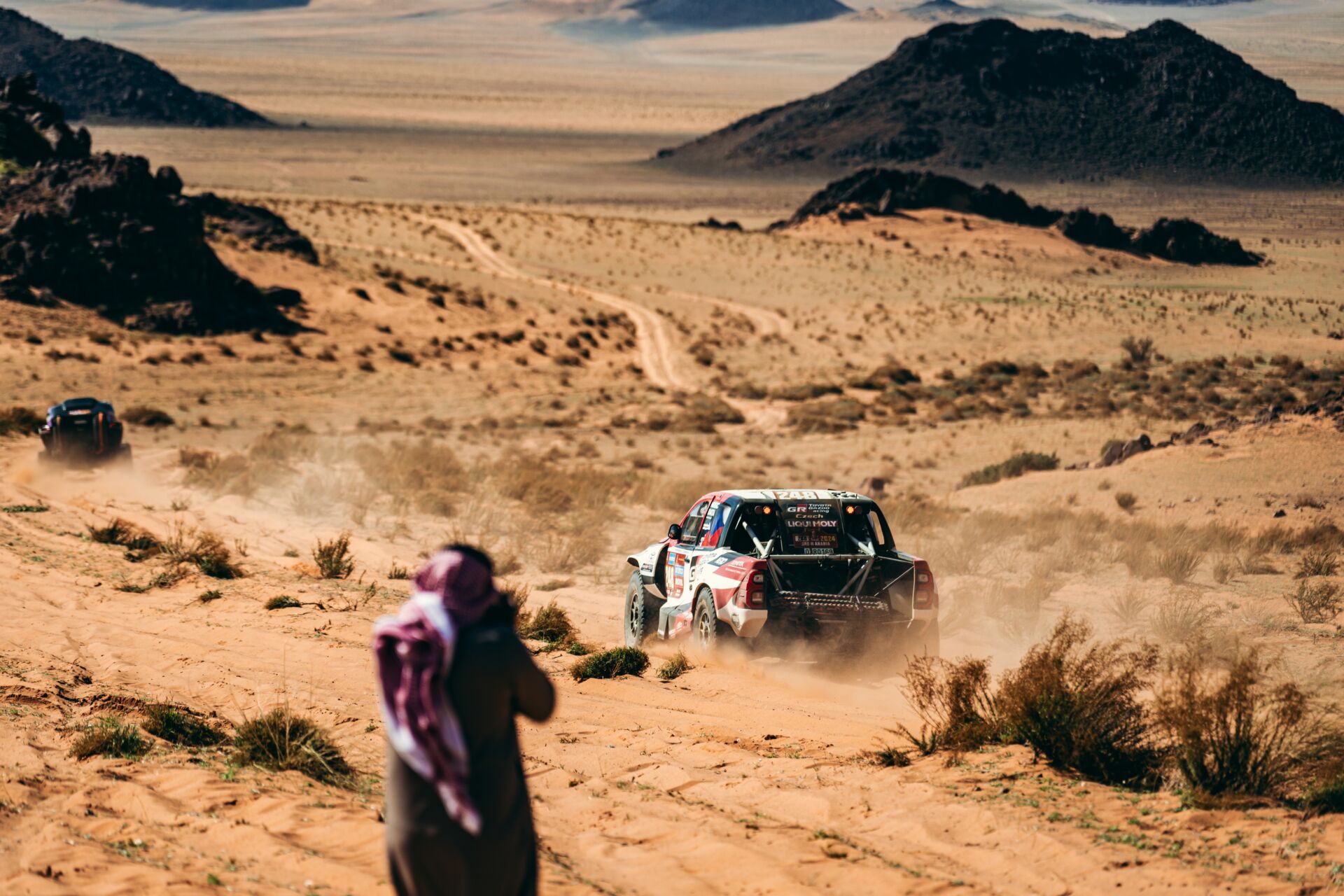 Dakar 2024: Smooth day and good pace for Ourednicek and Kripal