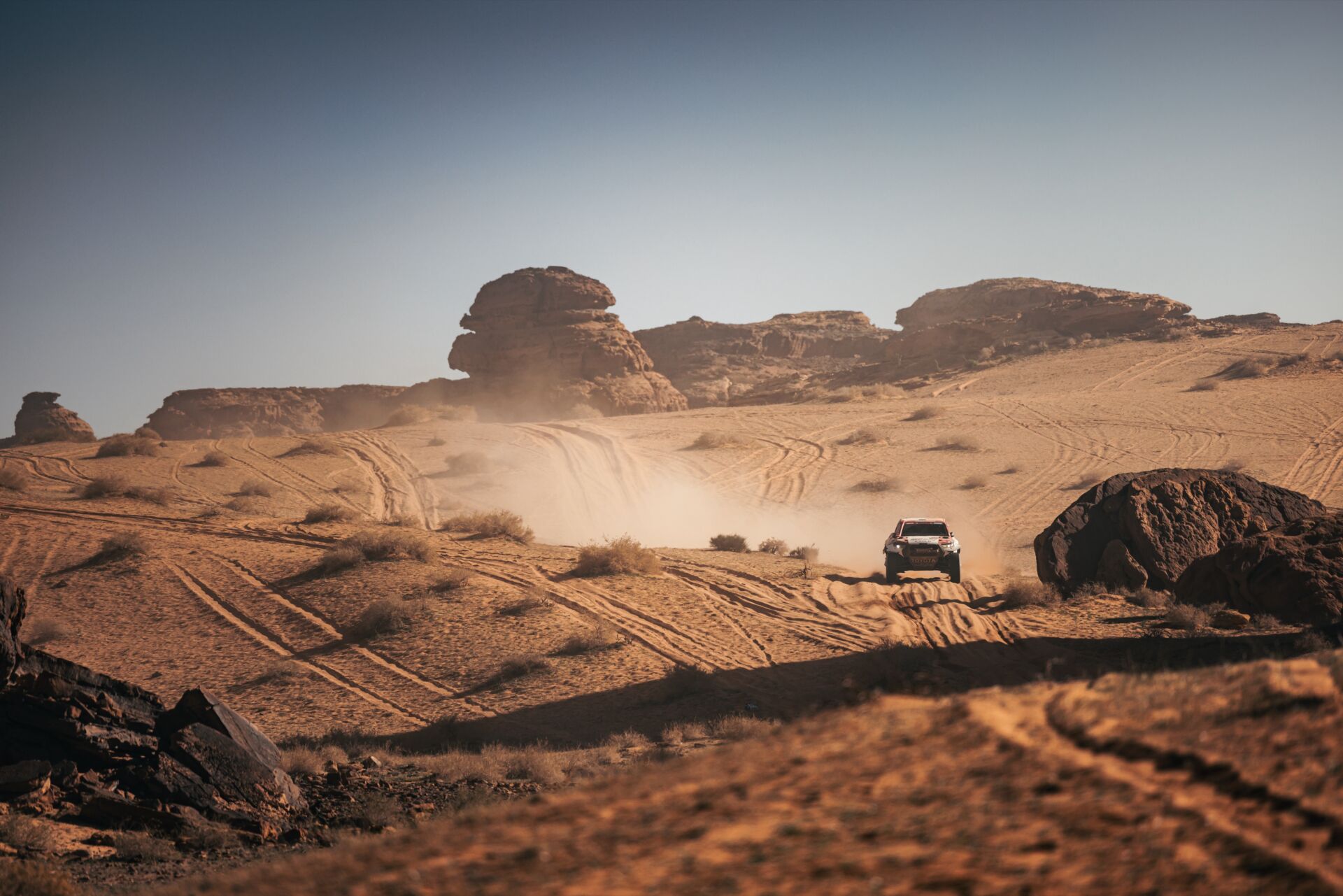 Dakar 2024: Challenging day but good result for Ourednicek and Kripal